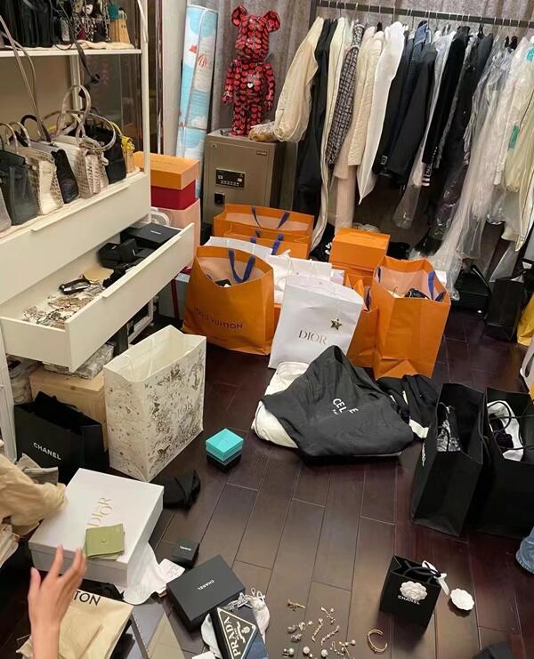百色市平果回收顶奢鞋服